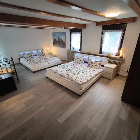 Kwatera prywatna Private Mt Dossenheim